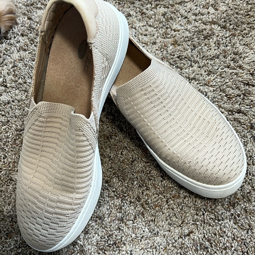 Dr Scholls slip on comfy shoes Size 9